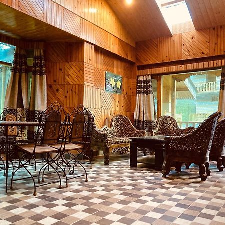 Woods Villa Cottage, Manali Eksteriør billede