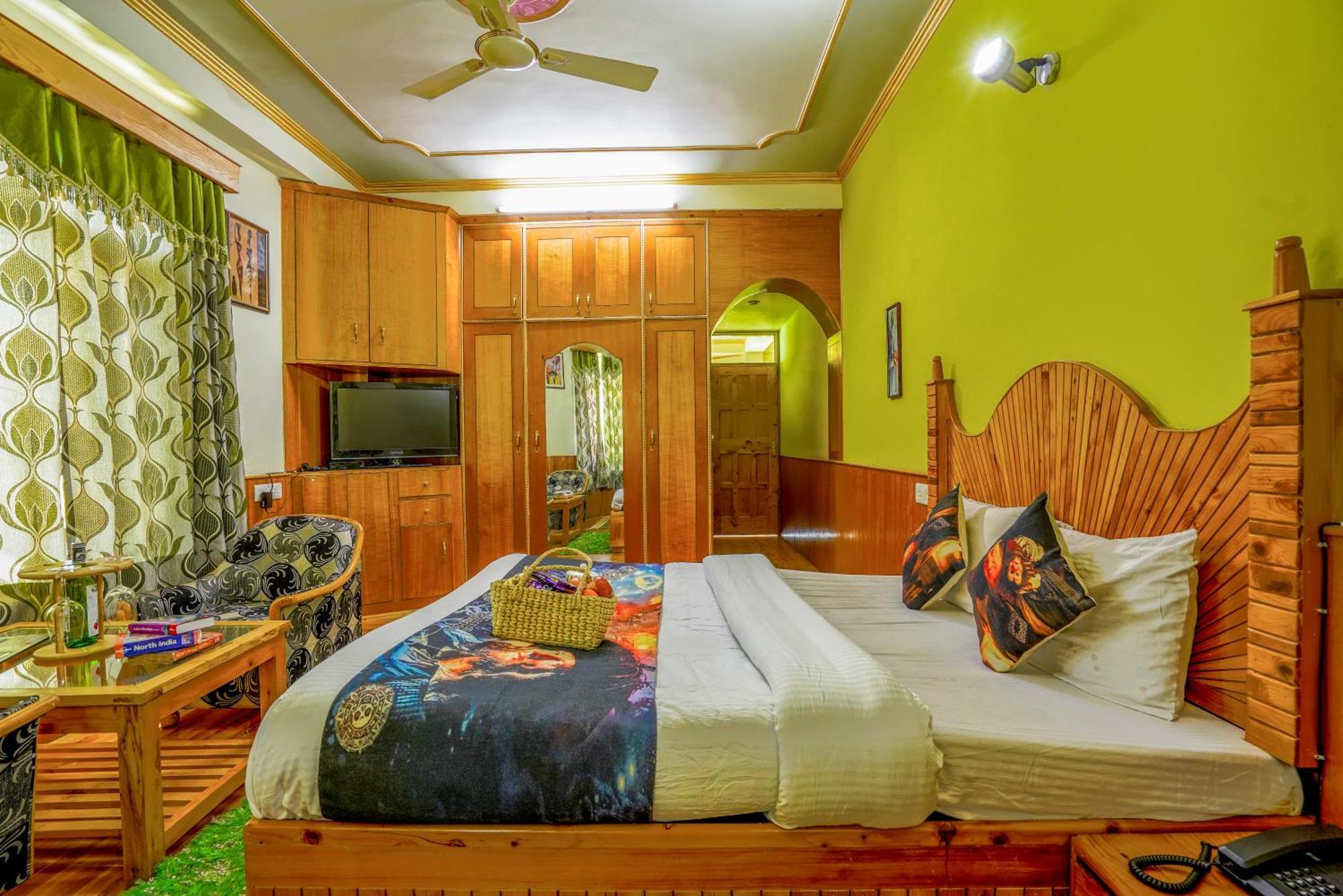 Woods Villa Cottage, Manali Eksteriør billede