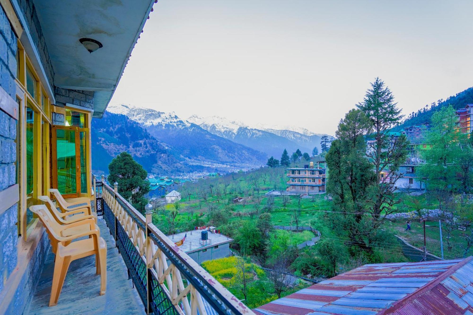 Woods Villa Cottage, Manali Eksteriør billede