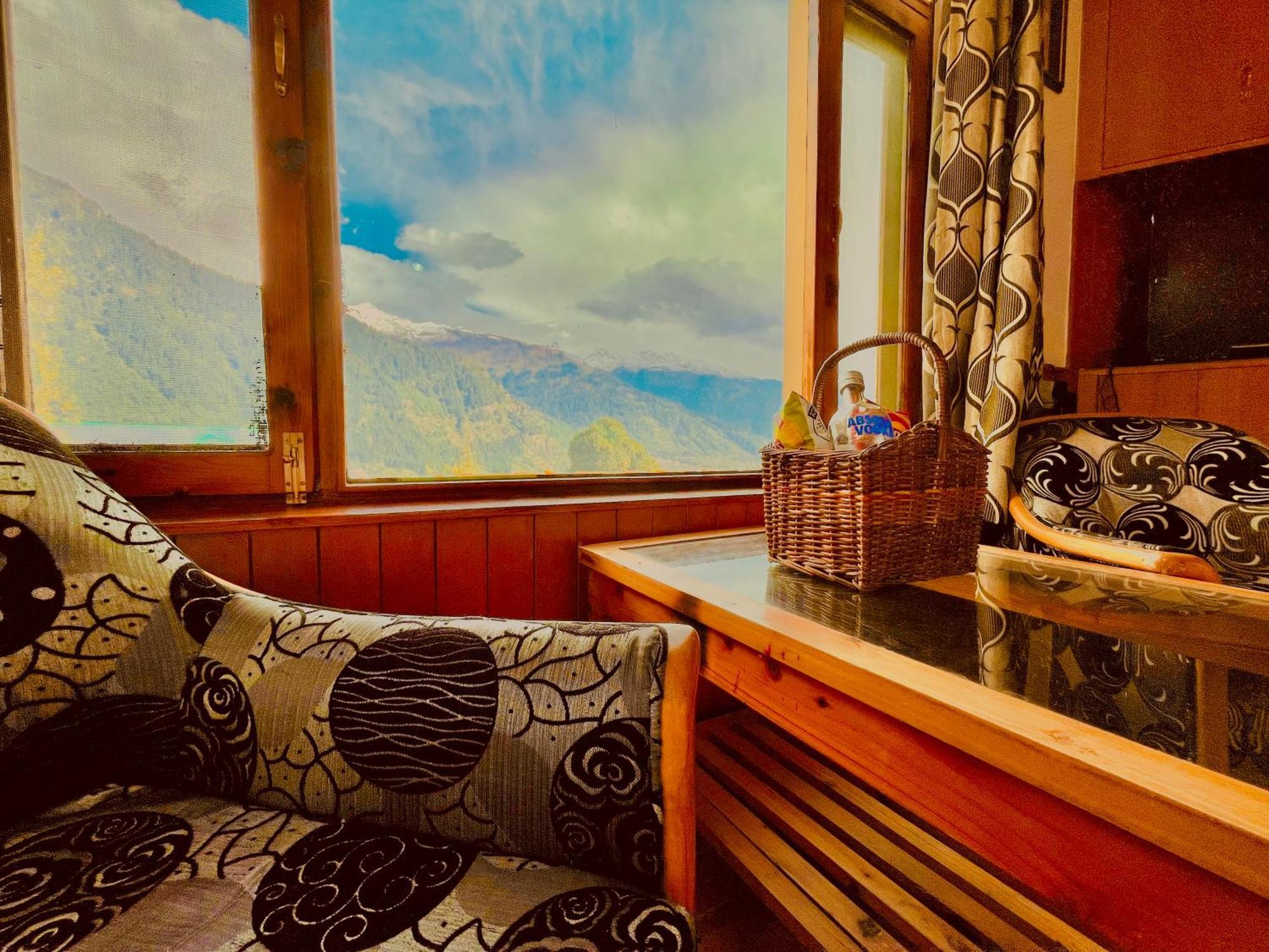 Woods Villa Cottage, Manali Eksteriør billede