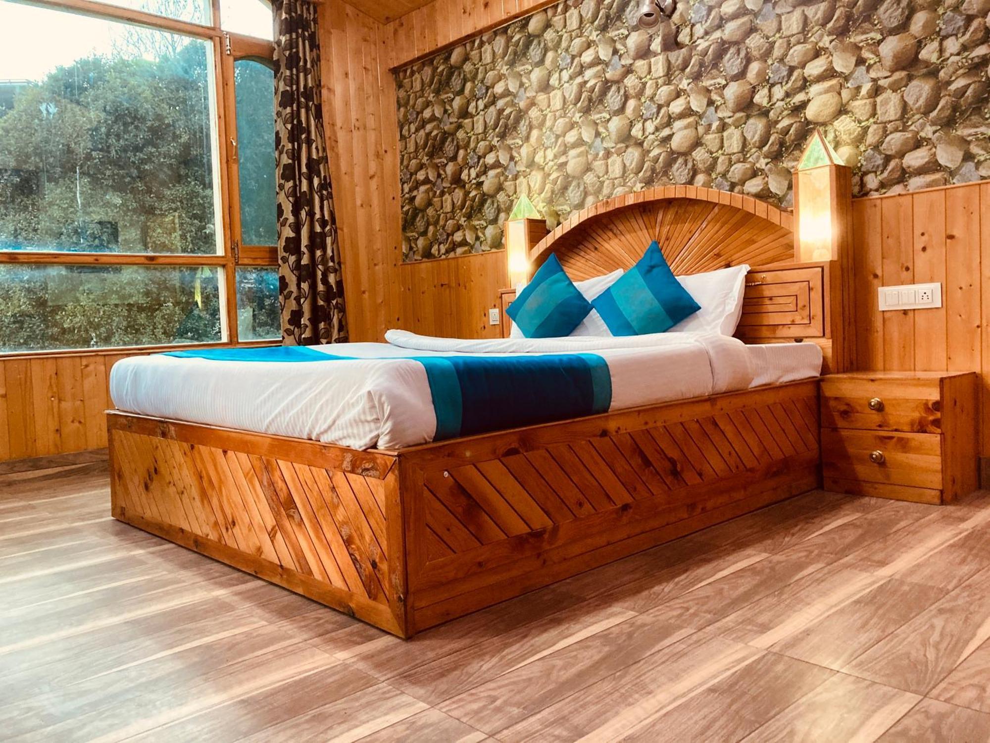 Woods Villa Cottage, Manali Eksteriør billede