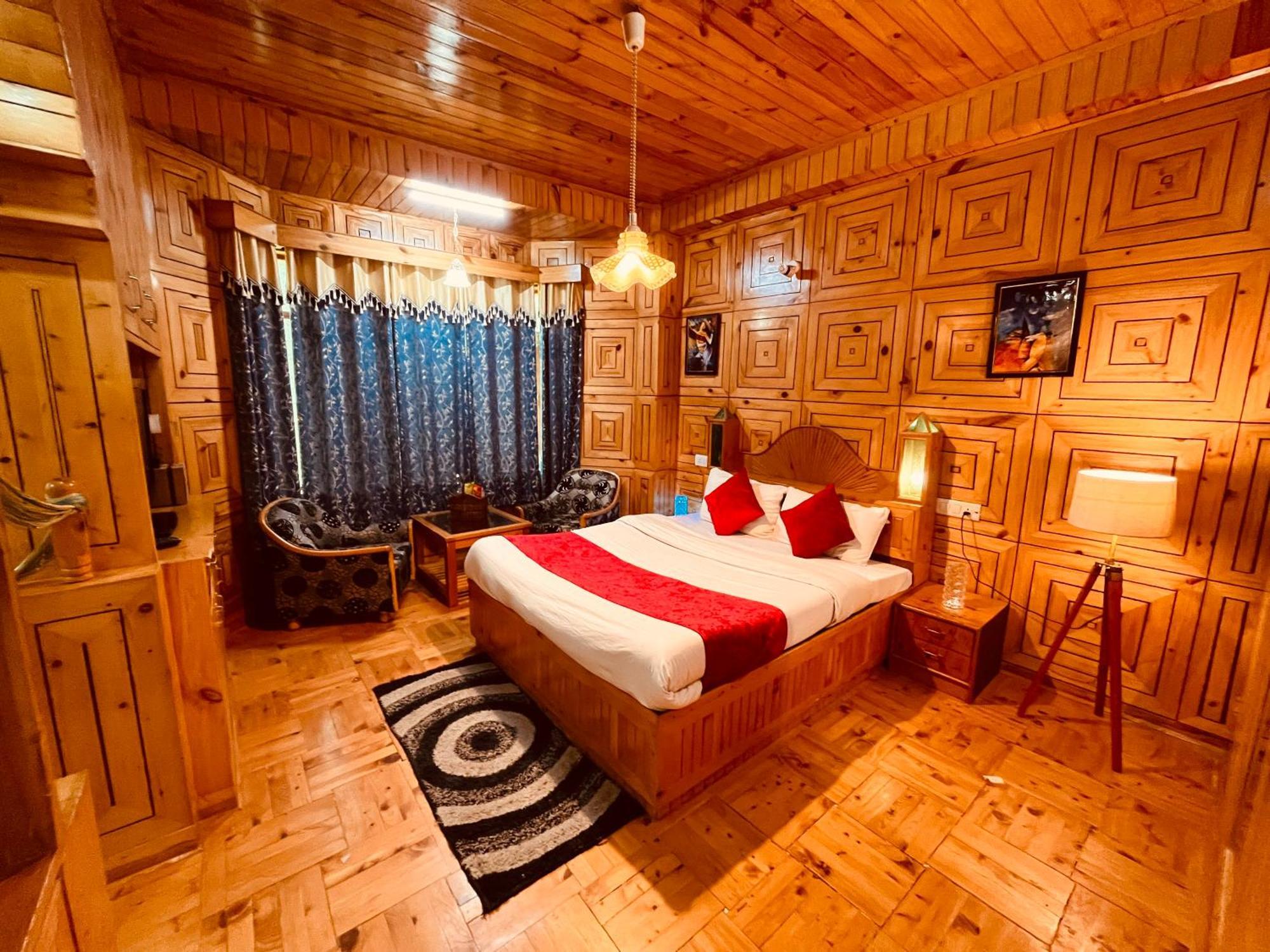 Woods Villa Cottage, Manali Eksteriør billede