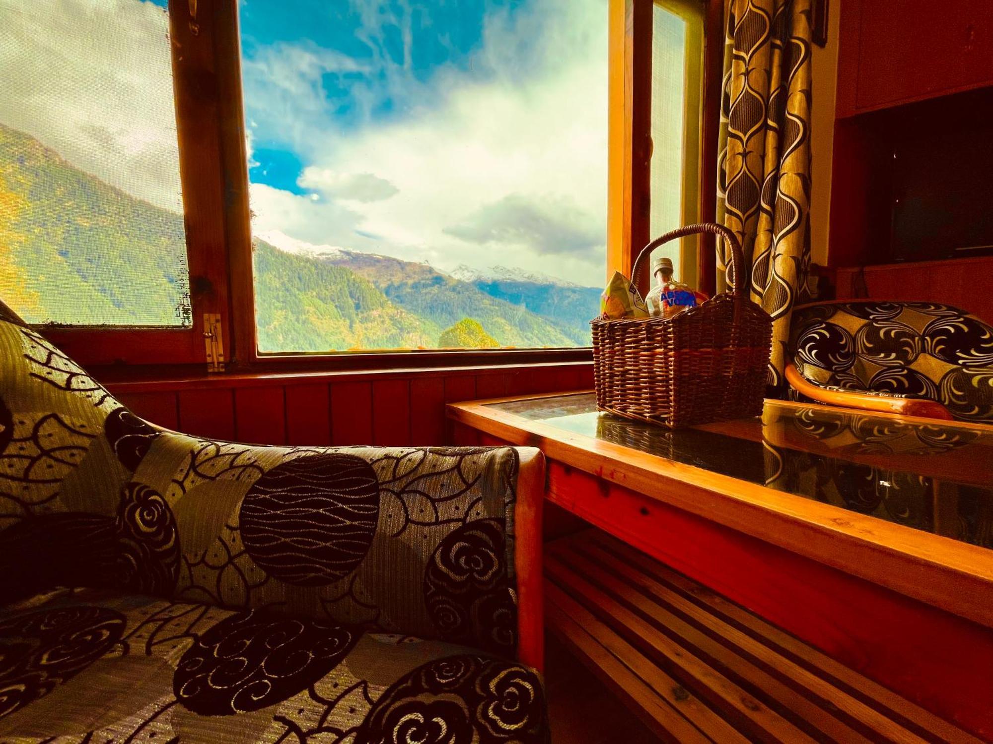 Woods Villa Cottage, Manali Eksteriør billede