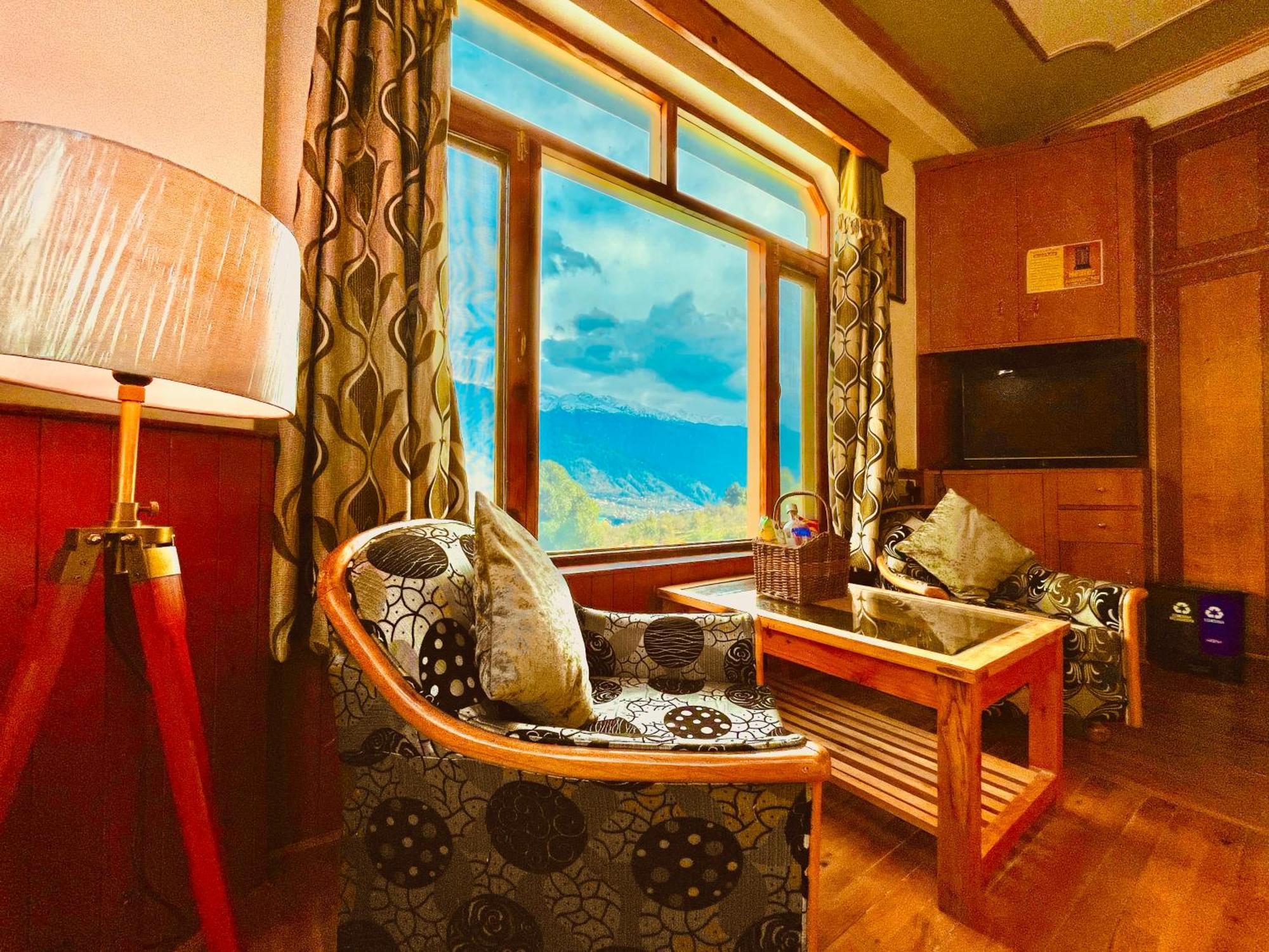 Woods Villa Cottage, Manali Eksteriør billede