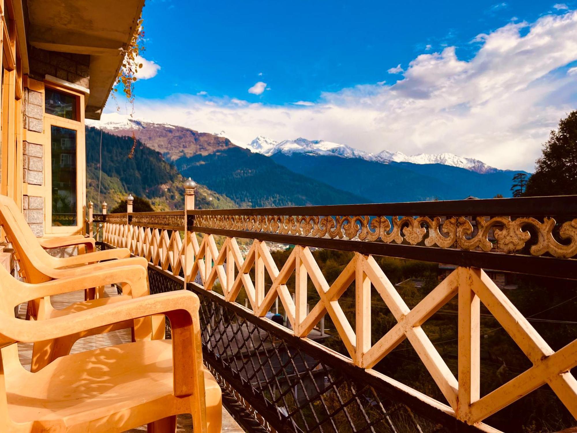 Woods Villa Cottage, Manali Eksteriør billede