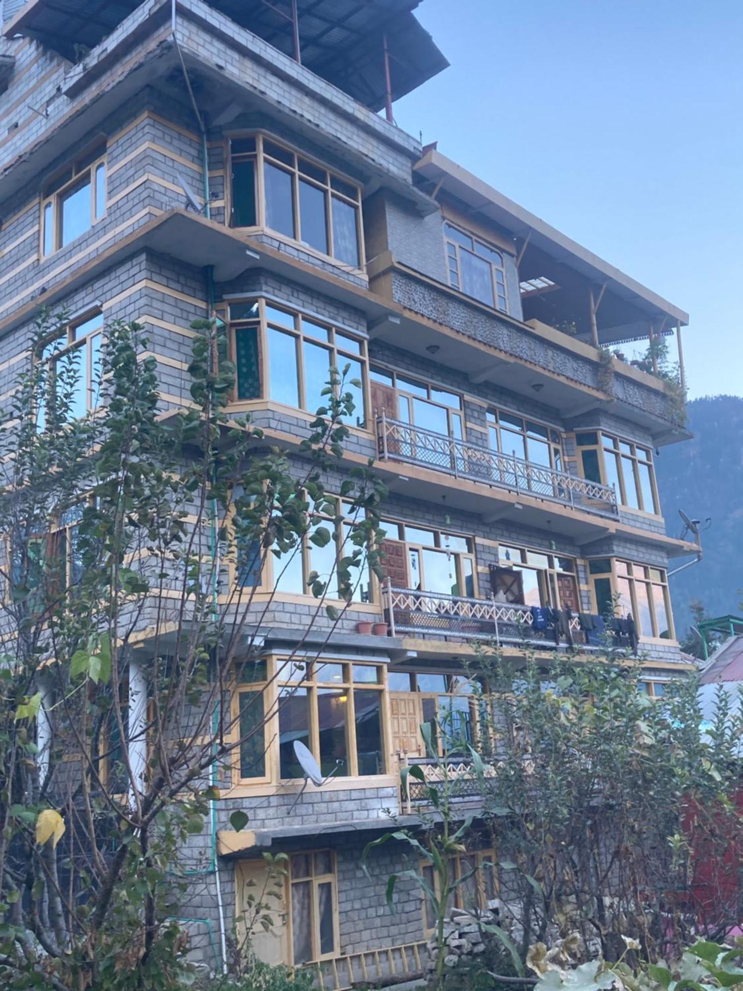Woods Villa Cottage, Manali Eksteriør billede